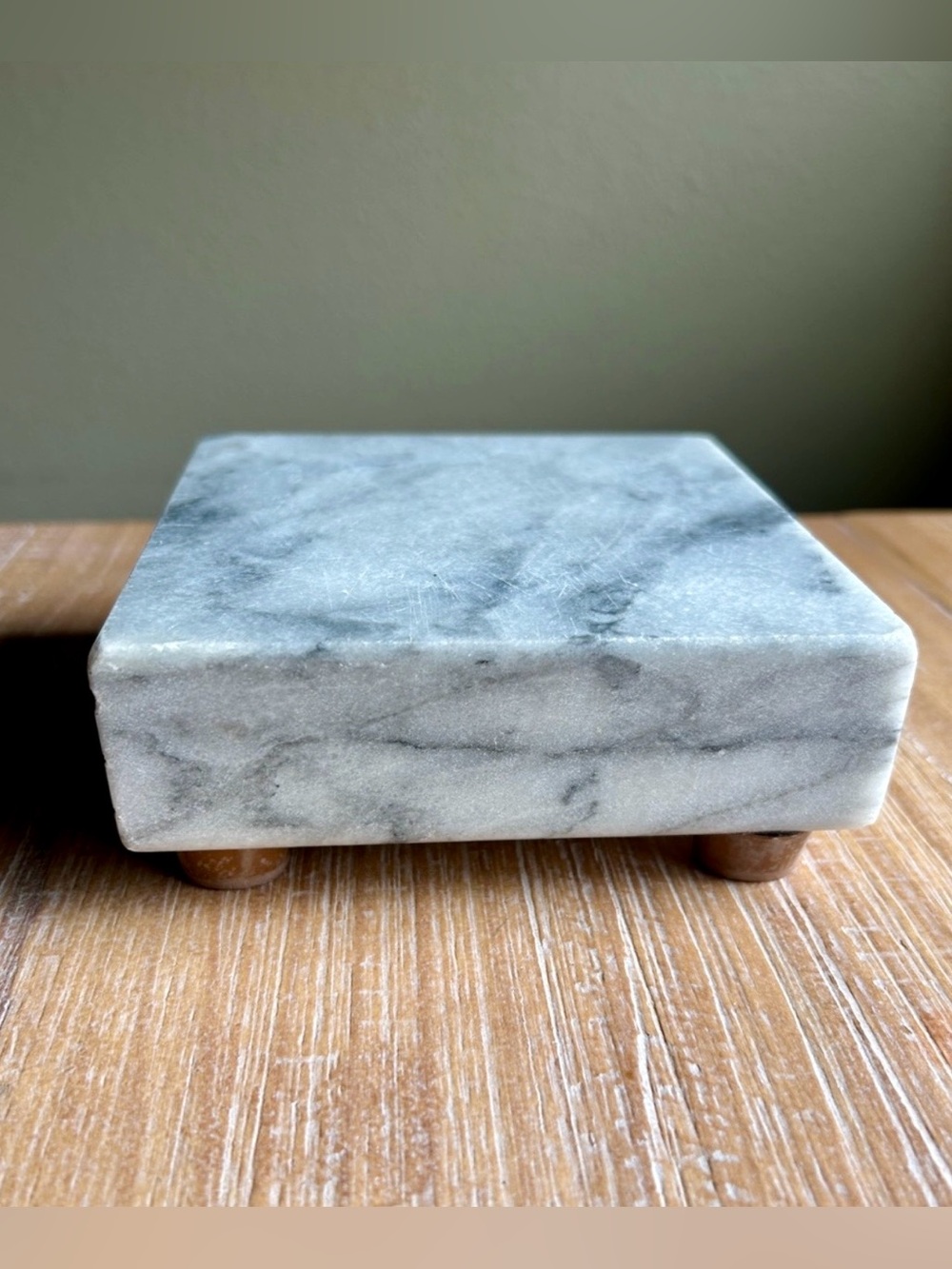 Thick Marble Block Footed Grey White Stone